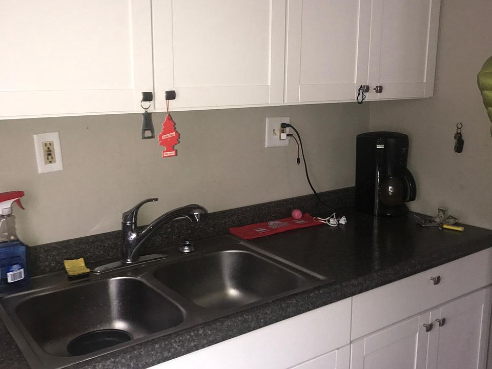 1st image of 288 E 12th Ave APT 1