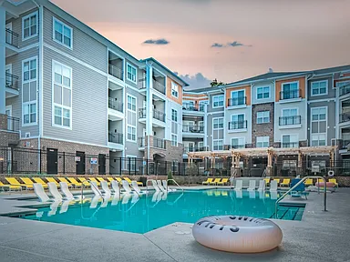 Eastern on 10th Virtual Tour