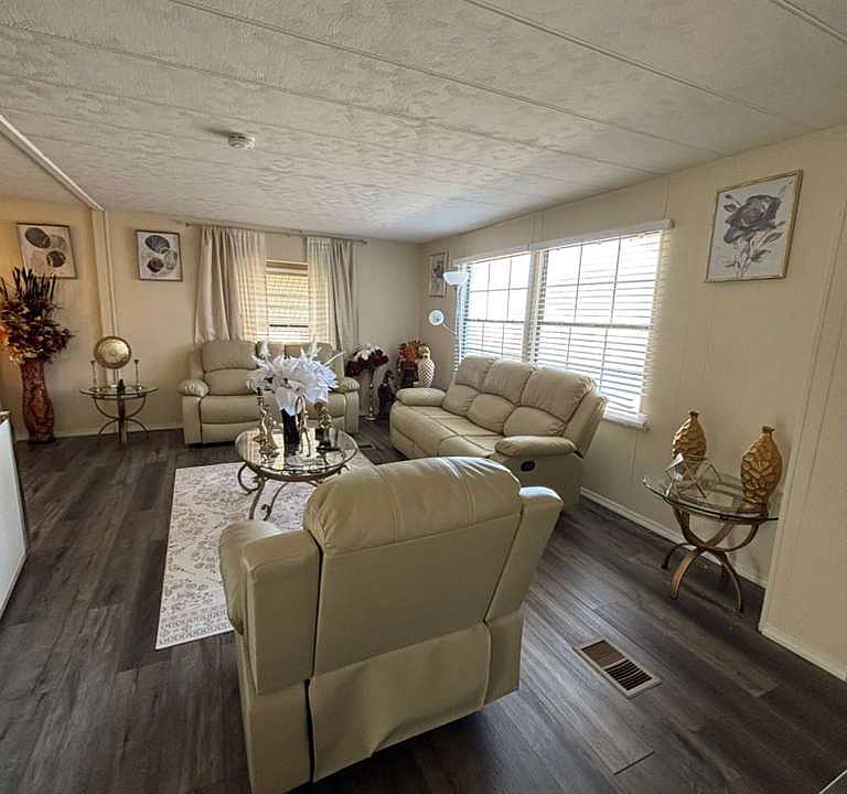 1st image of 8823 Fountain Club Blvd