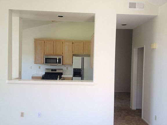 2nd image of 11320 Camino Playa Cancun #3-212402K