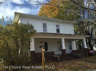 126 S Jefferson St, Mason, MI 48854