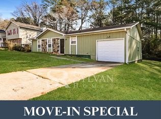 6142 Katherine Rd, Rex, GA 30273