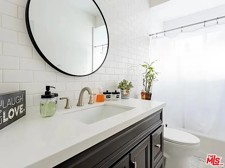 14245 Dickens St #1 — Photo 9