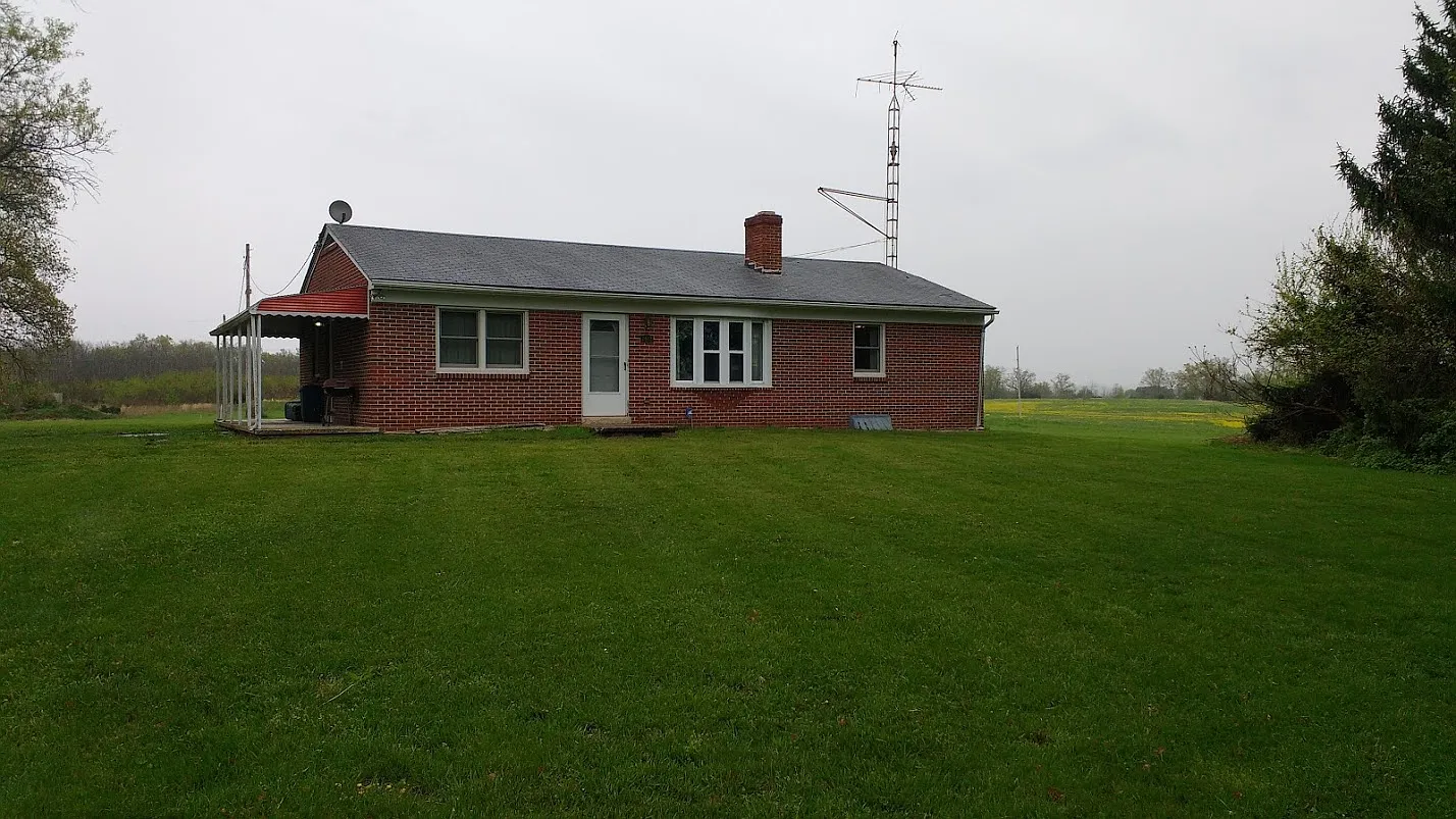 2032 Feeser Rd N photo 1