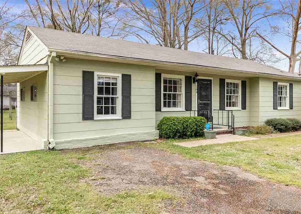 1st image of 109 Pine Park Dr