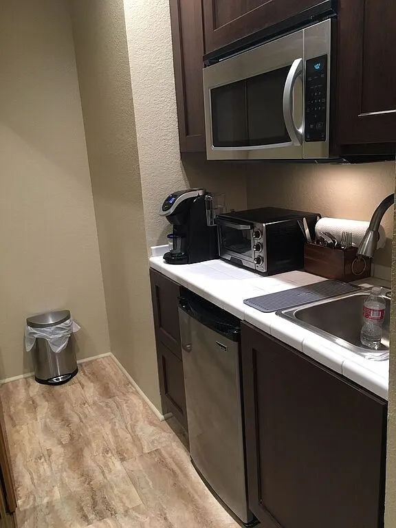 Avenida Vallejo, La Quinta — Photo 4