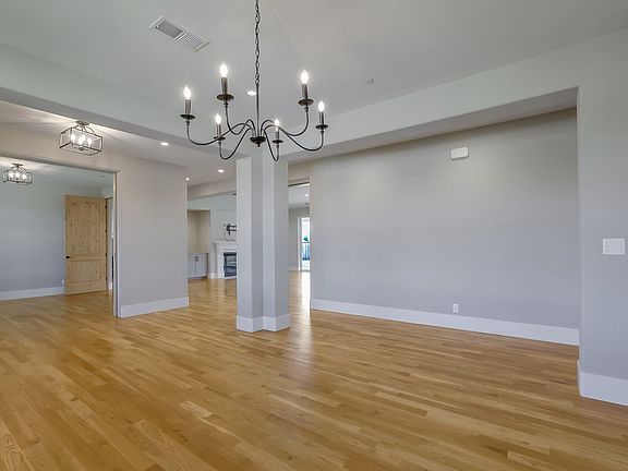 5th image of 635 Hale Ave