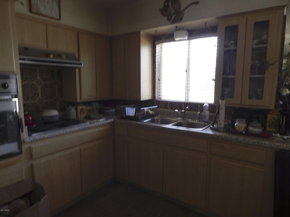 1st image of 401 E Desert Dr