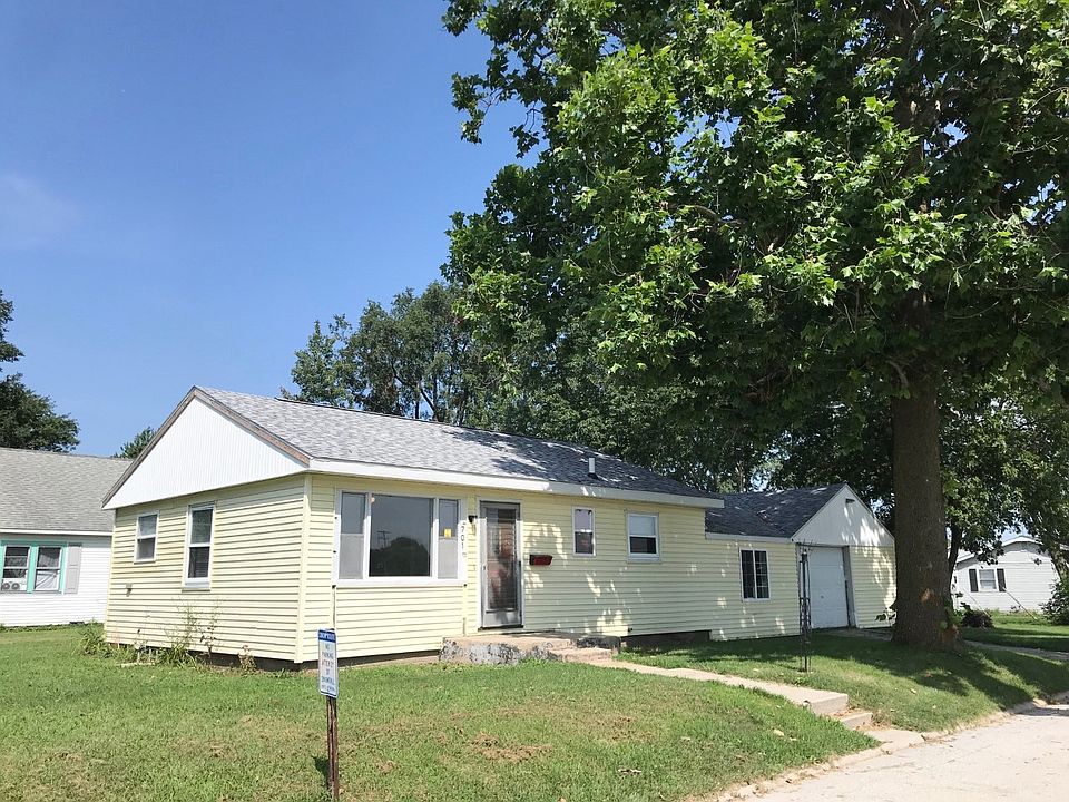 1st image of 701 N Morrow St