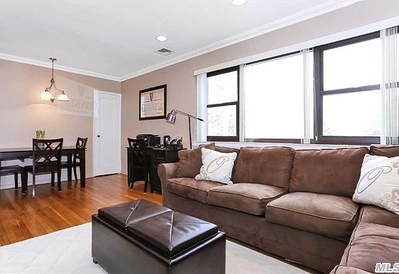 5th image of 115 15th St APT B2