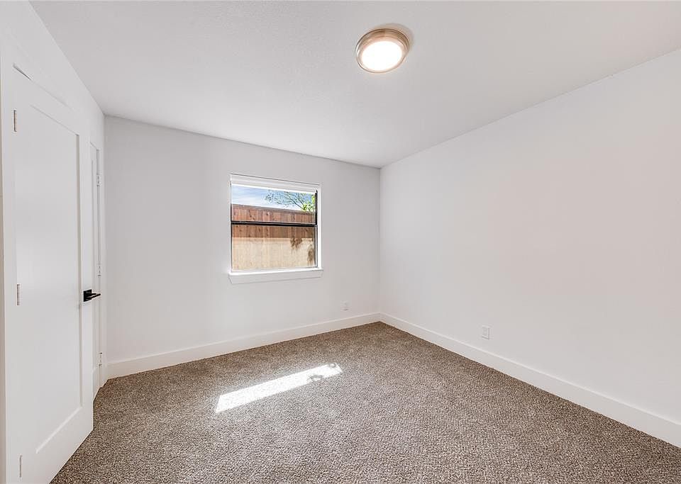 1st image of 4006 Mendenhall Dr