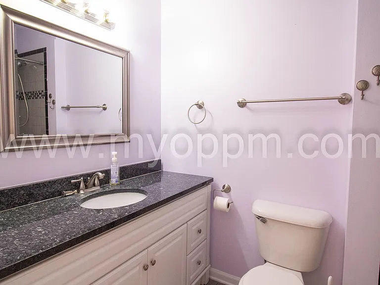 6711 S 75th Ave — Photo 19