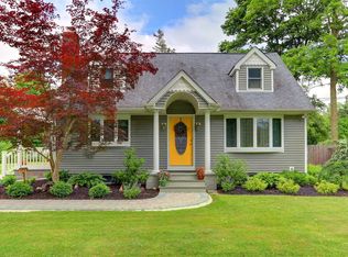 23 Verleye Ave, East Northport, NY