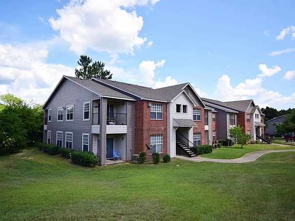 5th image of 1501 S Magnolia St APT 210