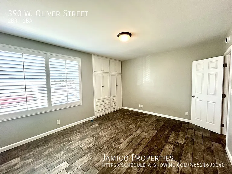 390 W Oliver St — Photo 22