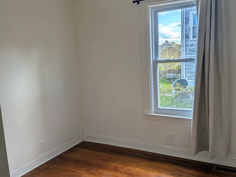 532 Horton Ave — Photo 7