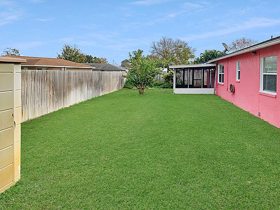 5th image of 2030 Palmer Dr