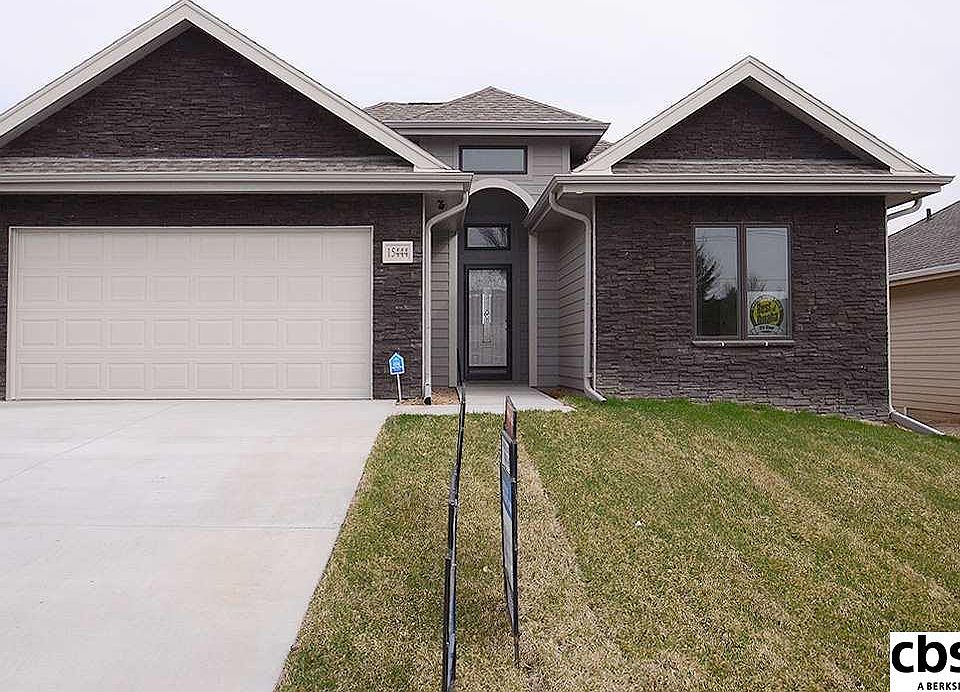 1st image of 15444 Norwick Dr