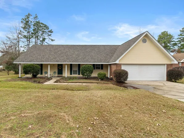 221 E Lakeside Dr, Hattiesburg, MS 39402
