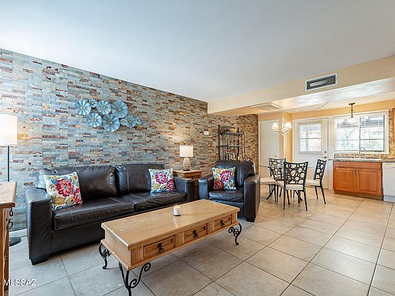 2nd image of 360 S Paseo Sarta APT C