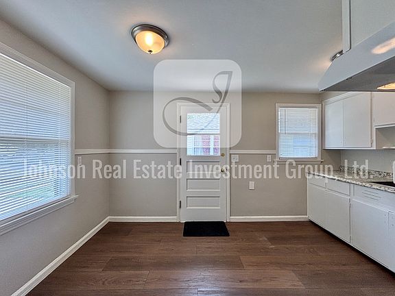 5th image of 1957 Kensington Dr
