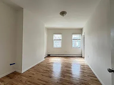 11 Rose Ave #B — Photo 1