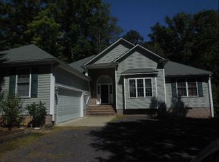 215 Birdie Rd, Locust Grove, VA 22508