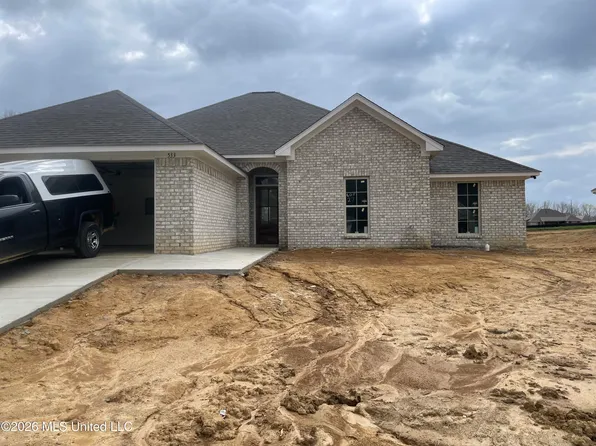 533 Patrick Farms Dr, Pearl, MS 39208