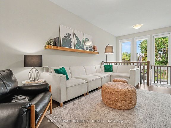 5th image of 286 Fergus Cres