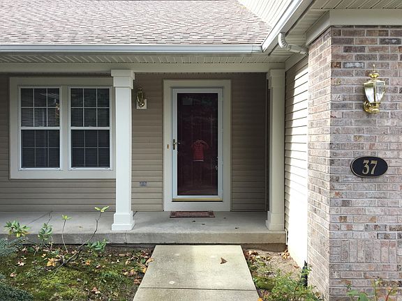 2nd image of 37 Aspen Ln NE