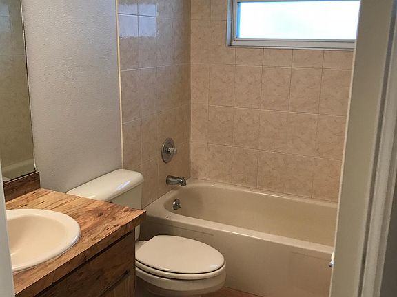 Upstairs bathroom