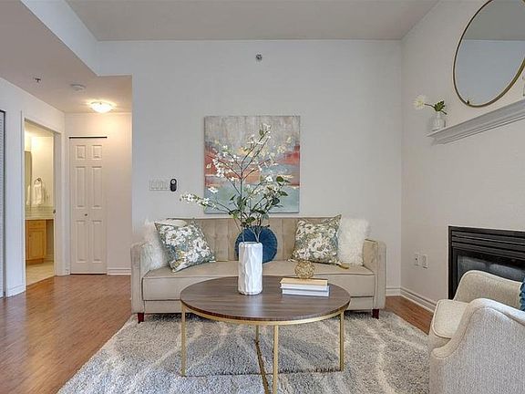 3rd image of 1277 Kettner Blvd Unit 410