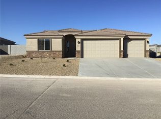 2221 E Twins Dr, Fort Mohave, AZ 86426