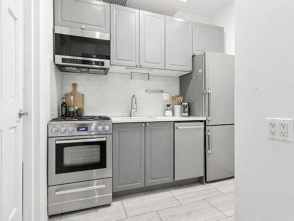 4th image of 131 E 15th St APT 3B