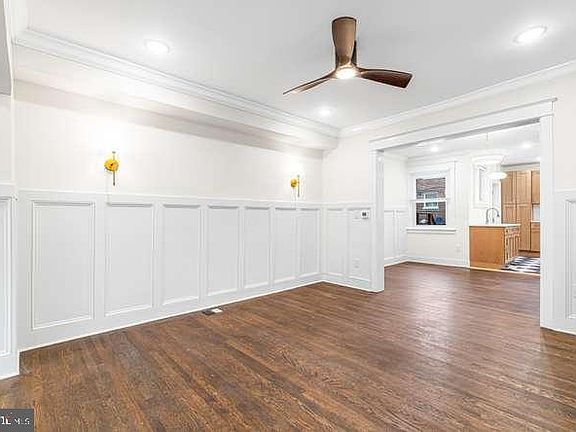 5th image of 309 E Meehan Ave