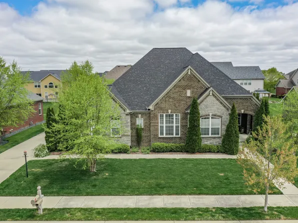 9843 Copper Saddle Bnd, Fishers, IN 46040