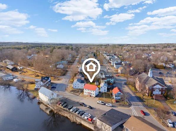 8 Bow Street, Berwick, ME 03901