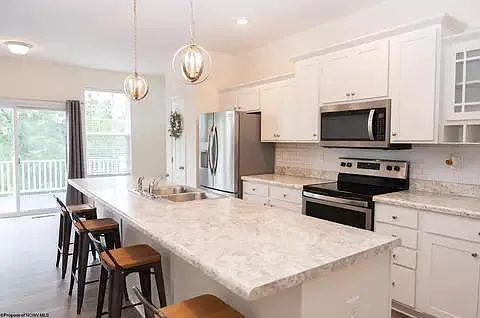 183 Falling Leaf Ln — Photo 4