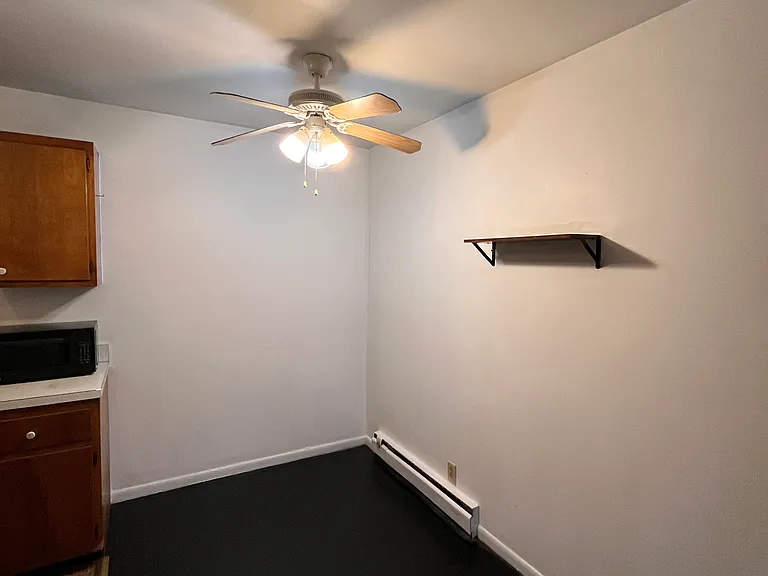2134 Fairfax Ave #C7 — Photo 8