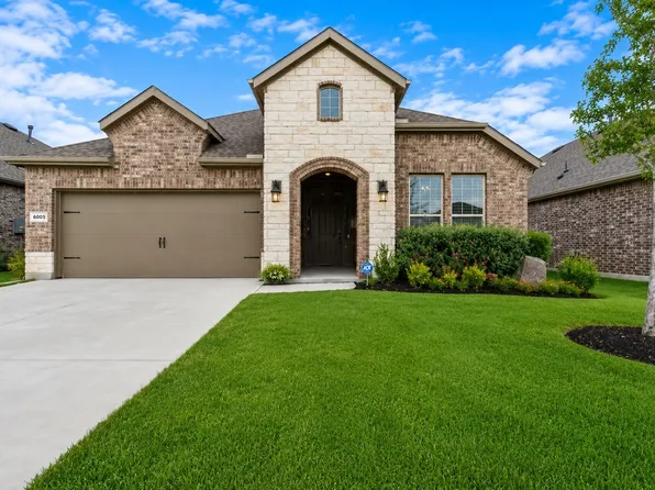 3018 Moccasin Ln, Aubrey, TX 76227