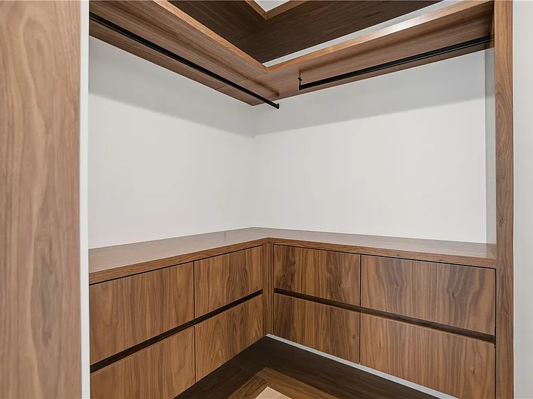 400 Heliotrope Ave — Photo 14