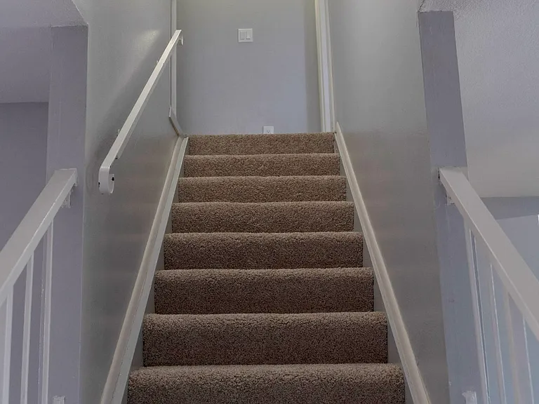 4601 N 21st Ave — Photo 23