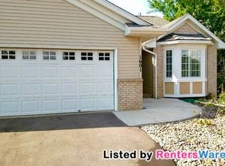 1601 Maple Manors Ct, Mound, MN 55364