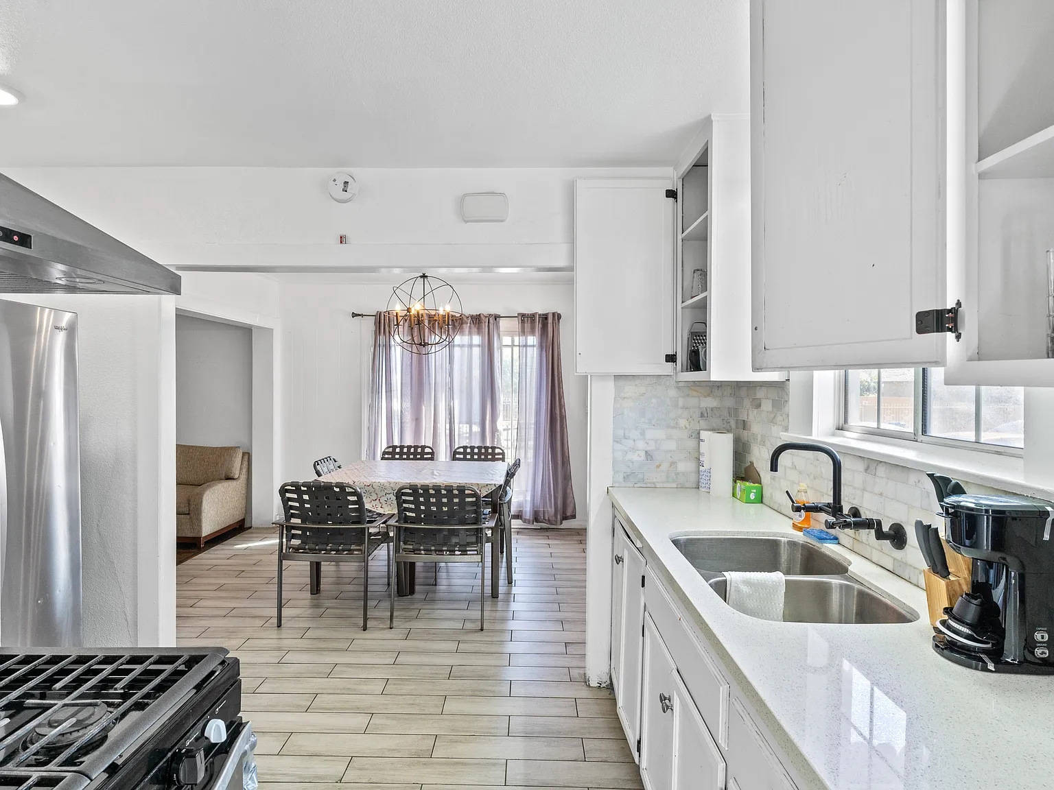 3 bed, 1350 sqft, $3,500 — Photo 1