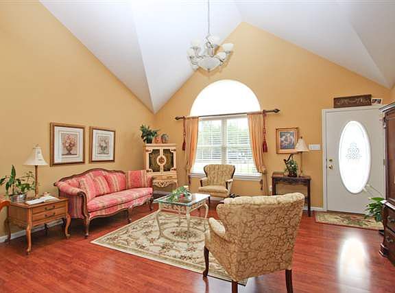 Spacious and bright living room