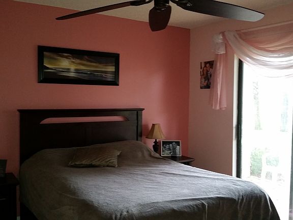 3rd image of 506 Maplewood Dr