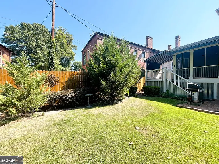 305 Orange St — Photo 30
