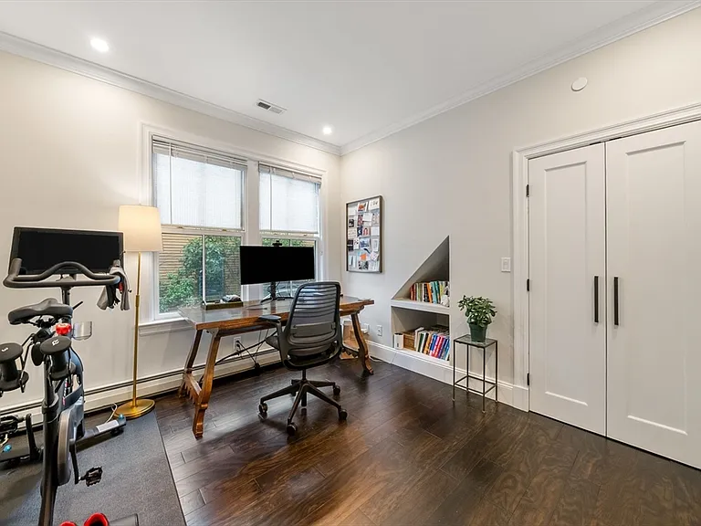 619 Franklin St #1 — Photo 22