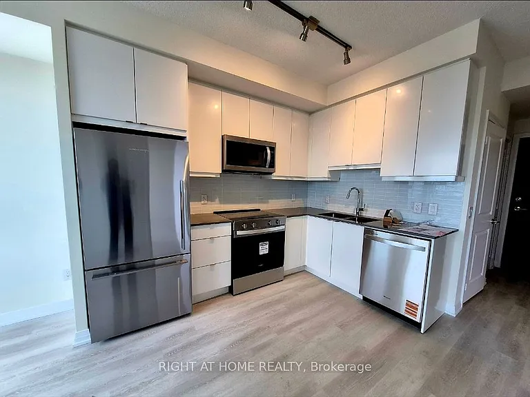 3270 Sheppard Ave E #1921 — Photo 2