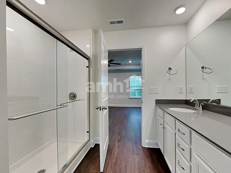 605 Rivermist Dr — Photo 12